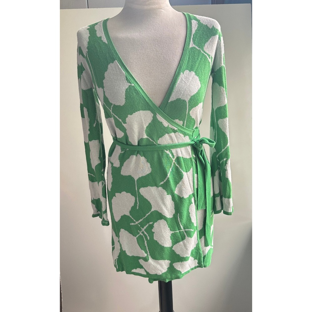 DVF x Target Ginkgo Leaf Print Wrap Dress Green White Casual XS Bohemian - Picture 7 of 10